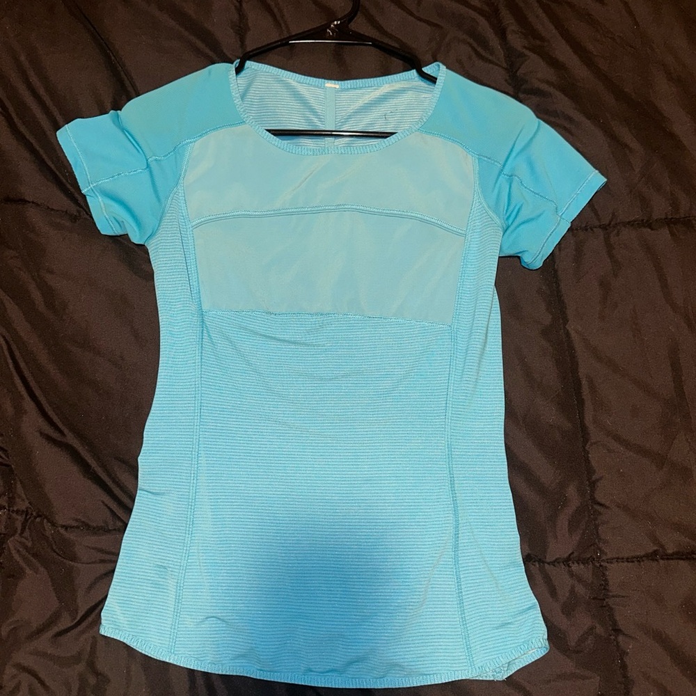 Women's Lululemon Light Blue Active Top